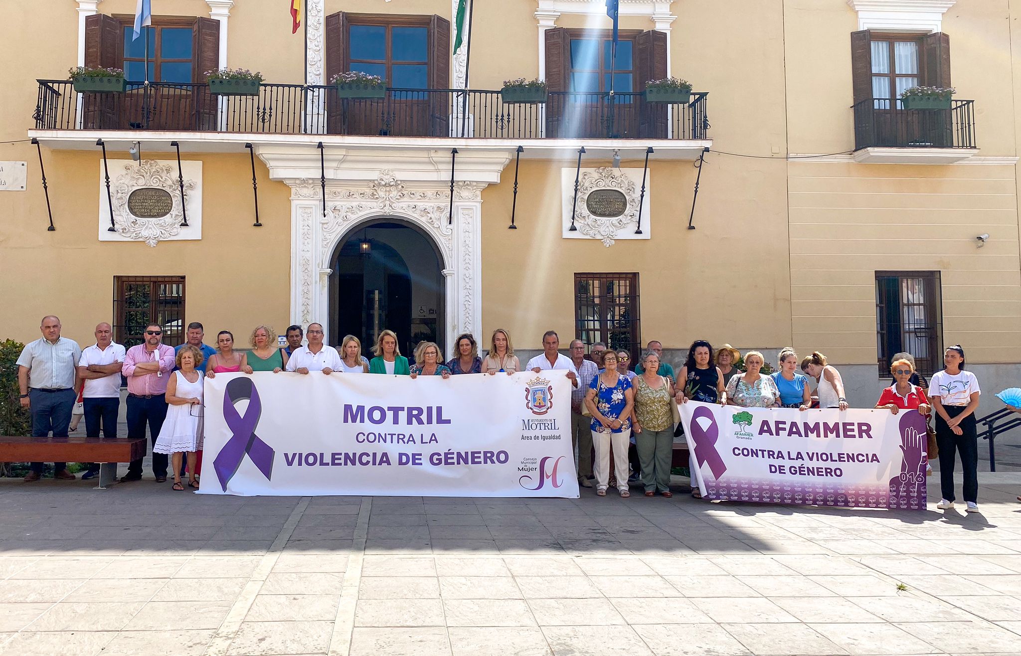 La provincia de Granada guarda silencio para condenar el presunto caso de violencia machista en Albuñol
